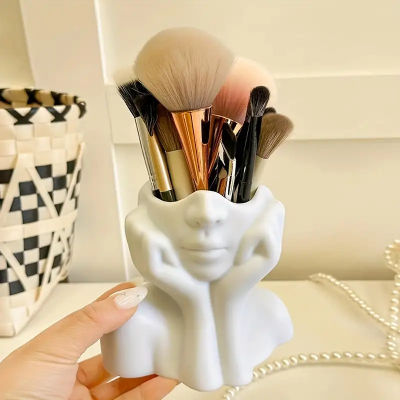 Face Shape Makeup Brush Holder - Beauty Makeup Artist review and price
