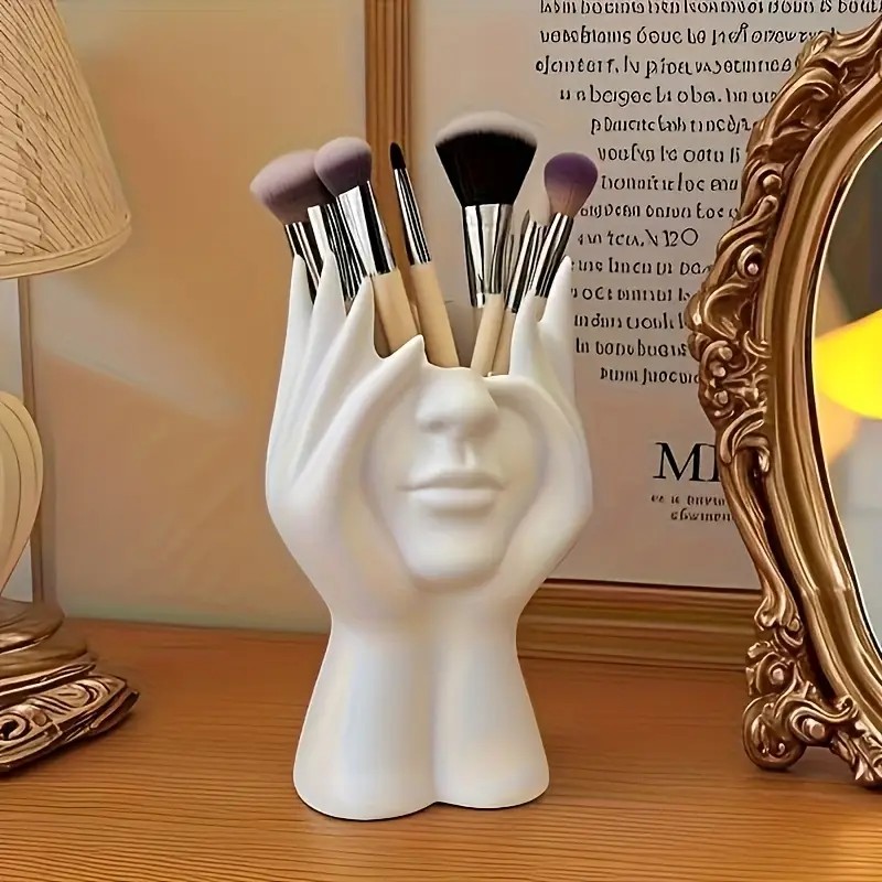 Face Shape Makeup Brush Holder - Beauty Makeup Artist review and price